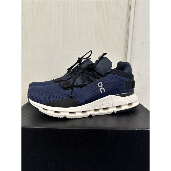 ON WOMEN'S CLOUDNOVA Navy Blue White Running Walking Shoes Size 8 EUC - Picture 1 of 16